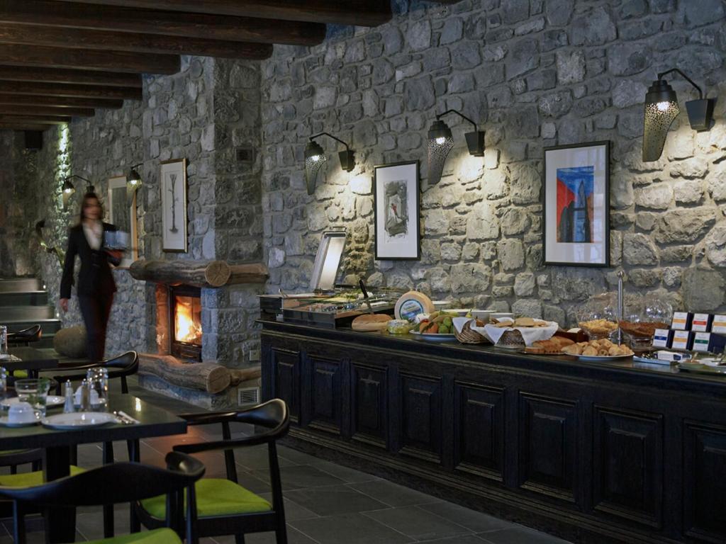 Art Mainalon Hotel Vitína Kültér fotó